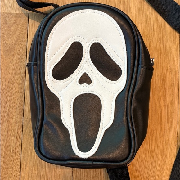 Scream Ghostface Purse Sling Bag Black White Spooky Halloween - Picture 2 of 4